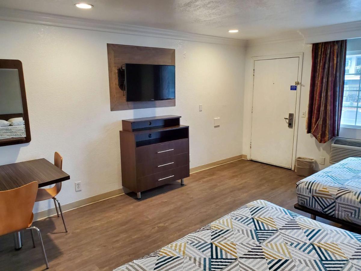 Studio 6-National City, Ca - Naval Base San Diego Экстерьер фото